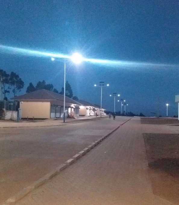 海林市非洲科特迪瓦太阳能路灯工程